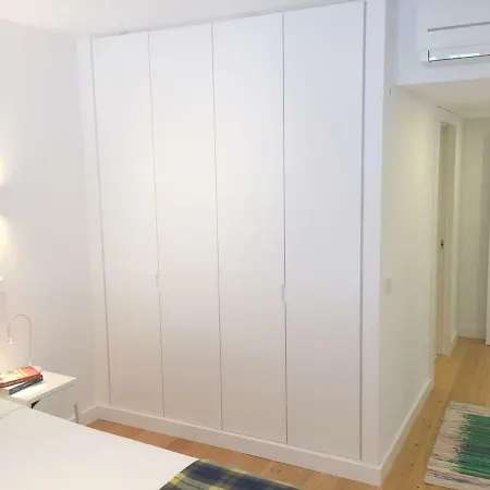 Tp Bombarda 5, Deluxe * Lisboa